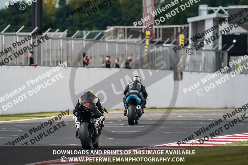 donington no limits trackday;donington park photographs;donington trackday photographs;no limits trackdays;peter wileman photography;trackday digital images;trackday photos